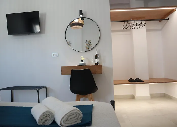 St.george Rooms&studios Playa de Perivolos