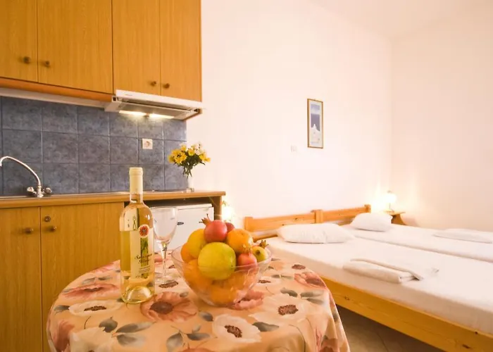 St.george Rooms&studios Playa de Perivolos