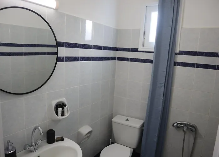 Guest house St.george & Perivolos (Santorini)