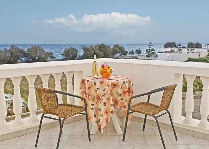 Gæstehus St.george Perivolos (Santorini)