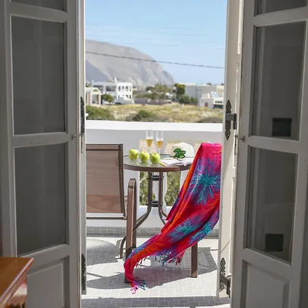 St.george & Perivolos (Santorini)