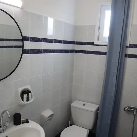 Guest house St.george & Perivolos (Santorini)