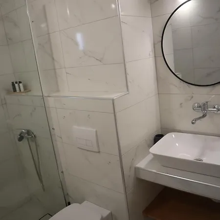St.george Rooms&studios 4*