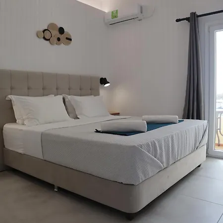 St.george Rooms&studios Playa de Perivolos