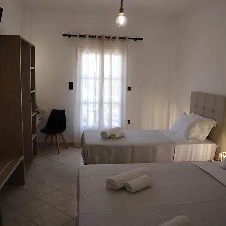 St.george & Perivolos (Santorini)